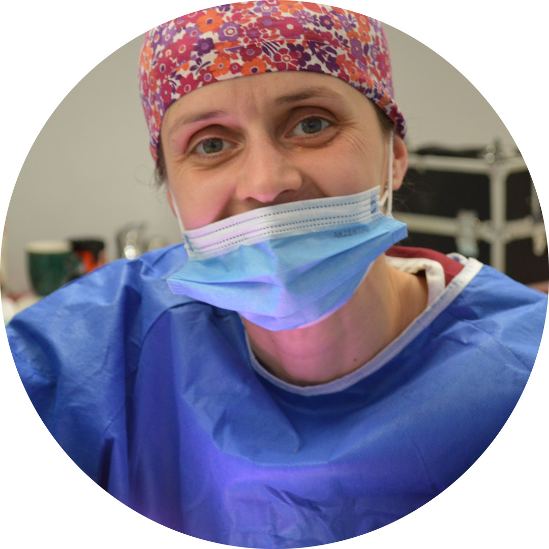Dr. Dania Crainic